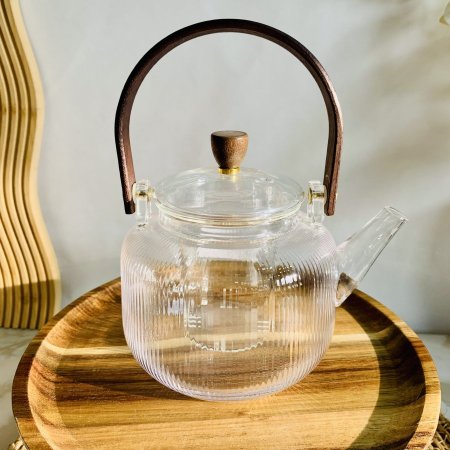 إبريق شاي زجاجي حراري بيد خشبية