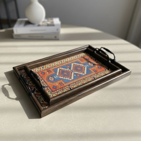 طقم صواني خشبية مزخرفة بنمط سجاد تراثي