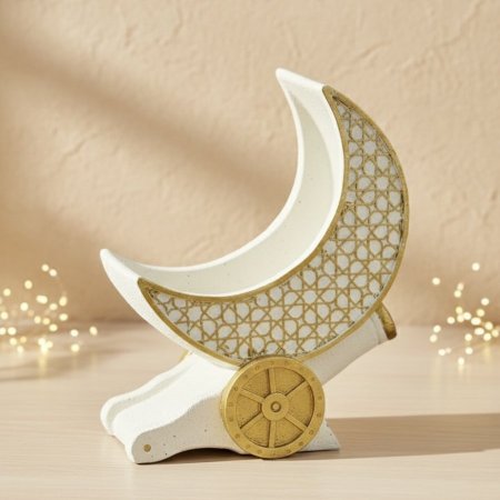 صحن تقديم رمضاني على شكل هلال