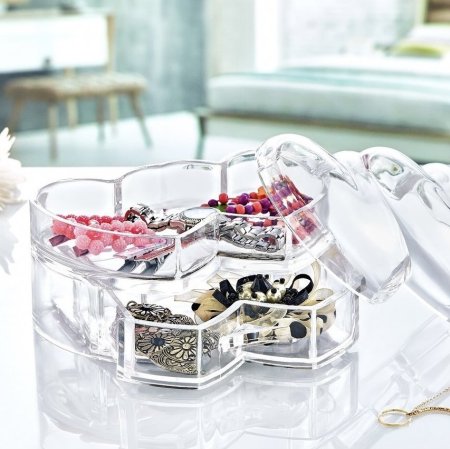 صندوق مجوهرات بغطاء بتصميم قلب