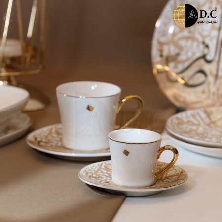 طقم6 كاسات شاي +6متكات من بكج ( كل يوم أجمل فرصة)