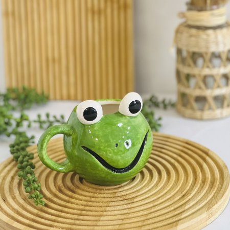 مج أشكال كرتونية ضفدع  3D