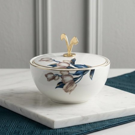 وعاء تقديم تمر وحلويات مع غطاء بمقبض ذهبي