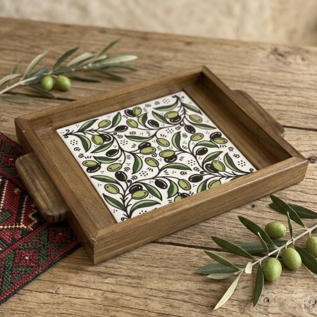 صينية خشبية بلوحة خزف برسومات أغصان الزيتون