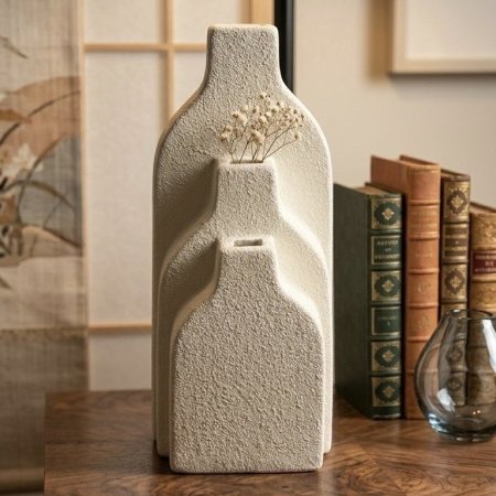 فازات ديكور سيراميك بملمس خشن ولون أبيض مطفي