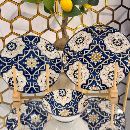 طقم صحون سفرة بورسلان بنقوش مغربية ١٨ قطعة