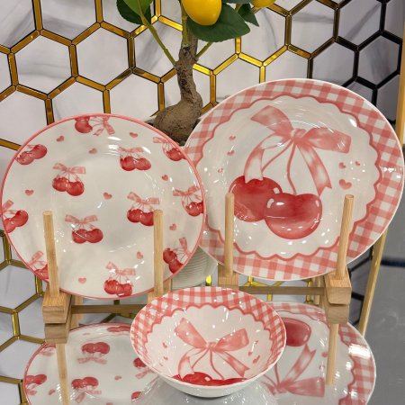 طقم صحون سفرة بورسلان بتصميم حبات الكرز اللطيف ١٨ قطعة