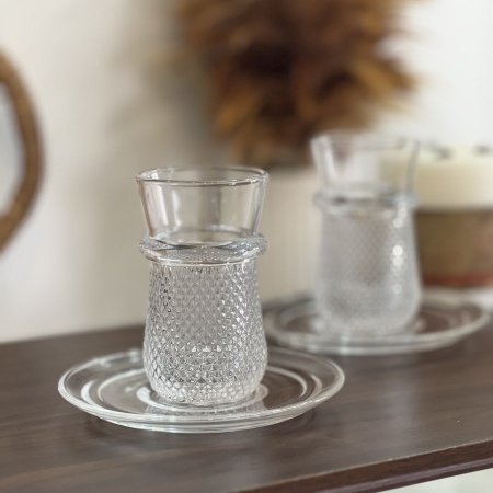 طقم 6 كاسات شاي +6 متكات شفاف