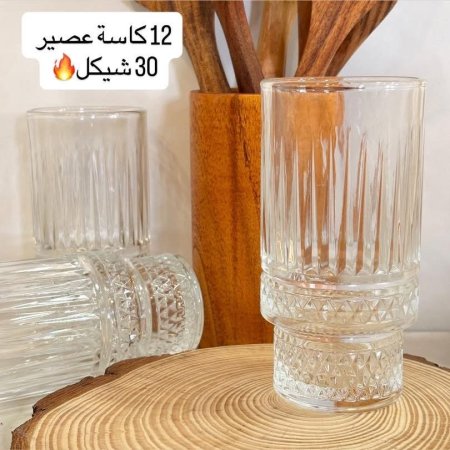 12كاسة عصير شفاف