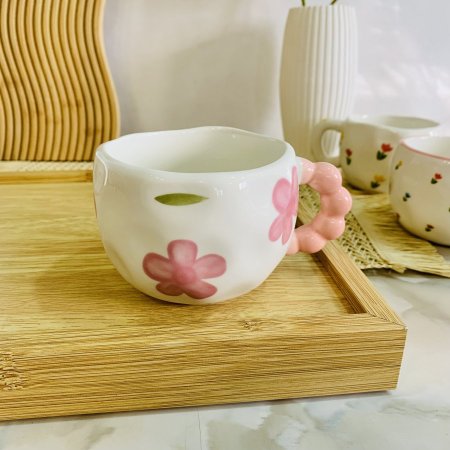 مج يدوي مورد مع يد مميزة