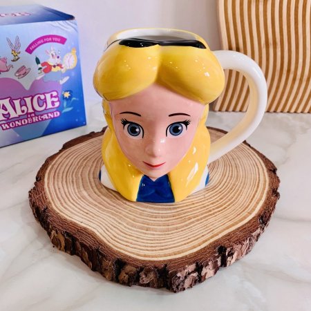 مج أشكال كرتونية 3D أليس