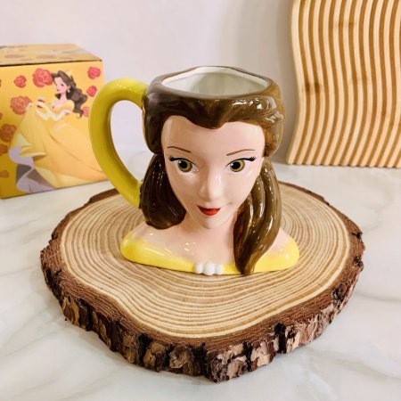 مج أشكال كرتونية 3D الجميلة والوحش