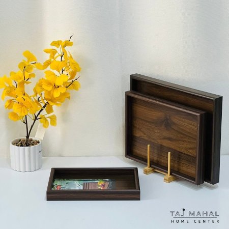 البني الداكن