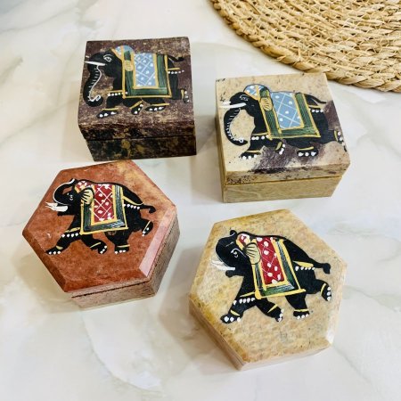 صناديق مجوهرات من حجر الصابون الهندي