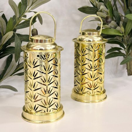 فانوس بلاستيك ذهبي مضيء