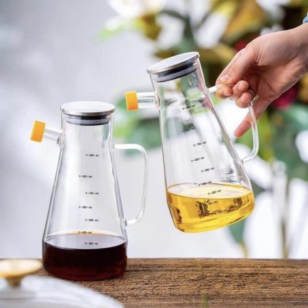 إبريق زيت زجاجي 900 مل