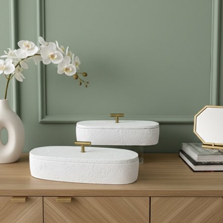 طقم مضايف 2 بشكل بيضوي مع يد ذهبية