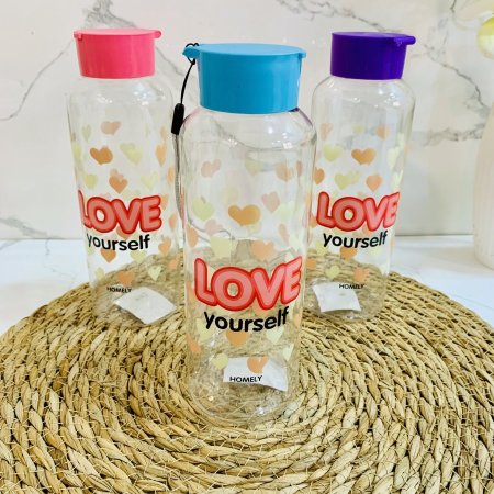 مطرة ماء بلاستيكية