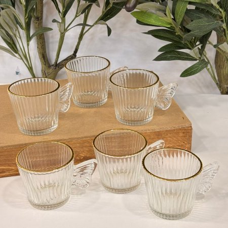 طقم فناجين قهوة زجاج بيد فراشة و حز ذهبي ٦ قطع